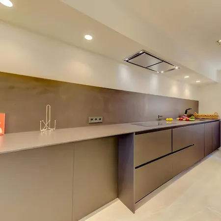 Charming Alicanti 4 Bedrooms Positioned In The Heart Of Old Town * Pollensa